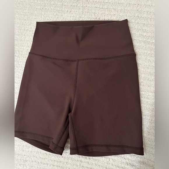 WILO Women's Chocolate Bike Shorts - Picture 5 of 5